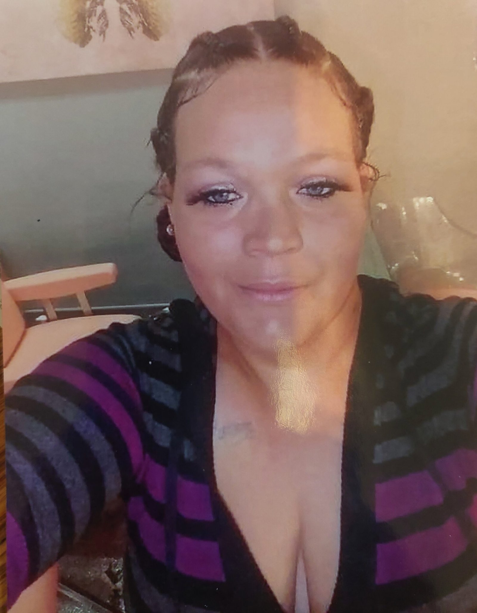 Ebony L . Gallaher