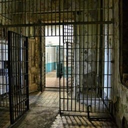 What are some things about prison that people outside wouldn’t understand by Ex Prisoners on Reddit…
